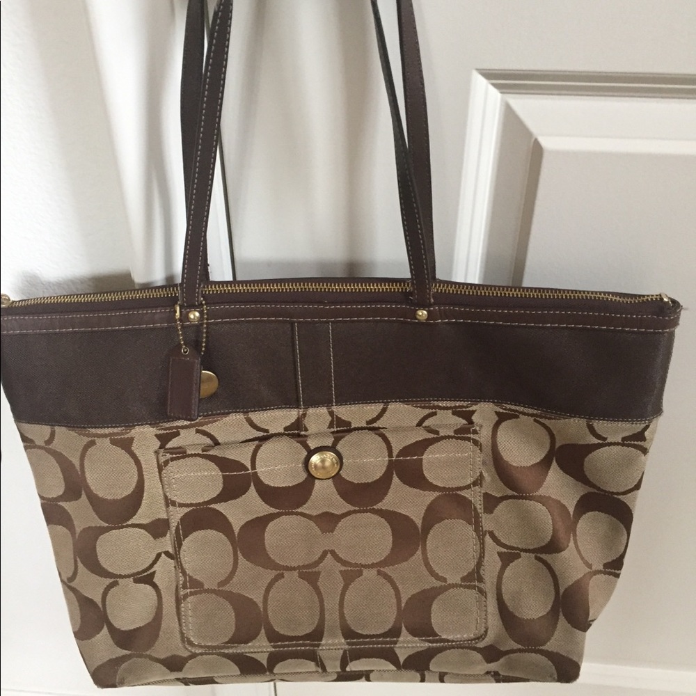Coach signature canvas bag